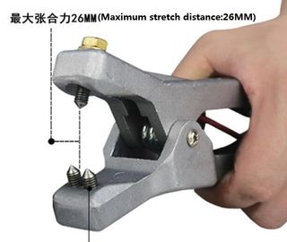 China Grey Electrostatic grounding clamp Maximum stretch distance:26MM supplier
